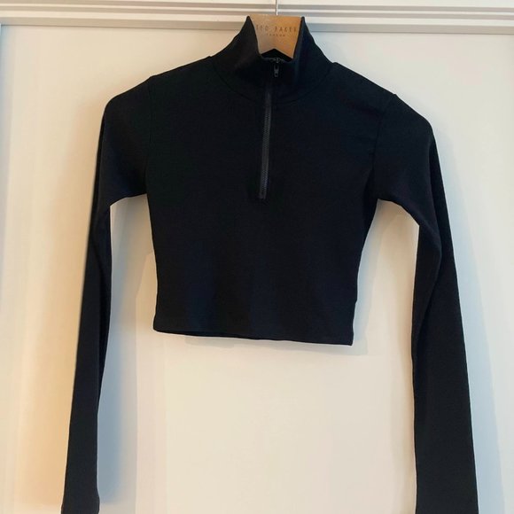Grandeline half zip long sleeve, SIZE (XXS-XS), TIGHT FIT, “UNWORN” - Picture 1 of 3